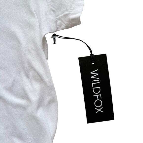 NWT Wildfox White Bikinis & Bellinis Short Sleeve Tee Size Medium - Picture 3 of 5